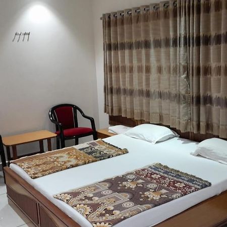 Hotel Ankit Virpur Exterior foto