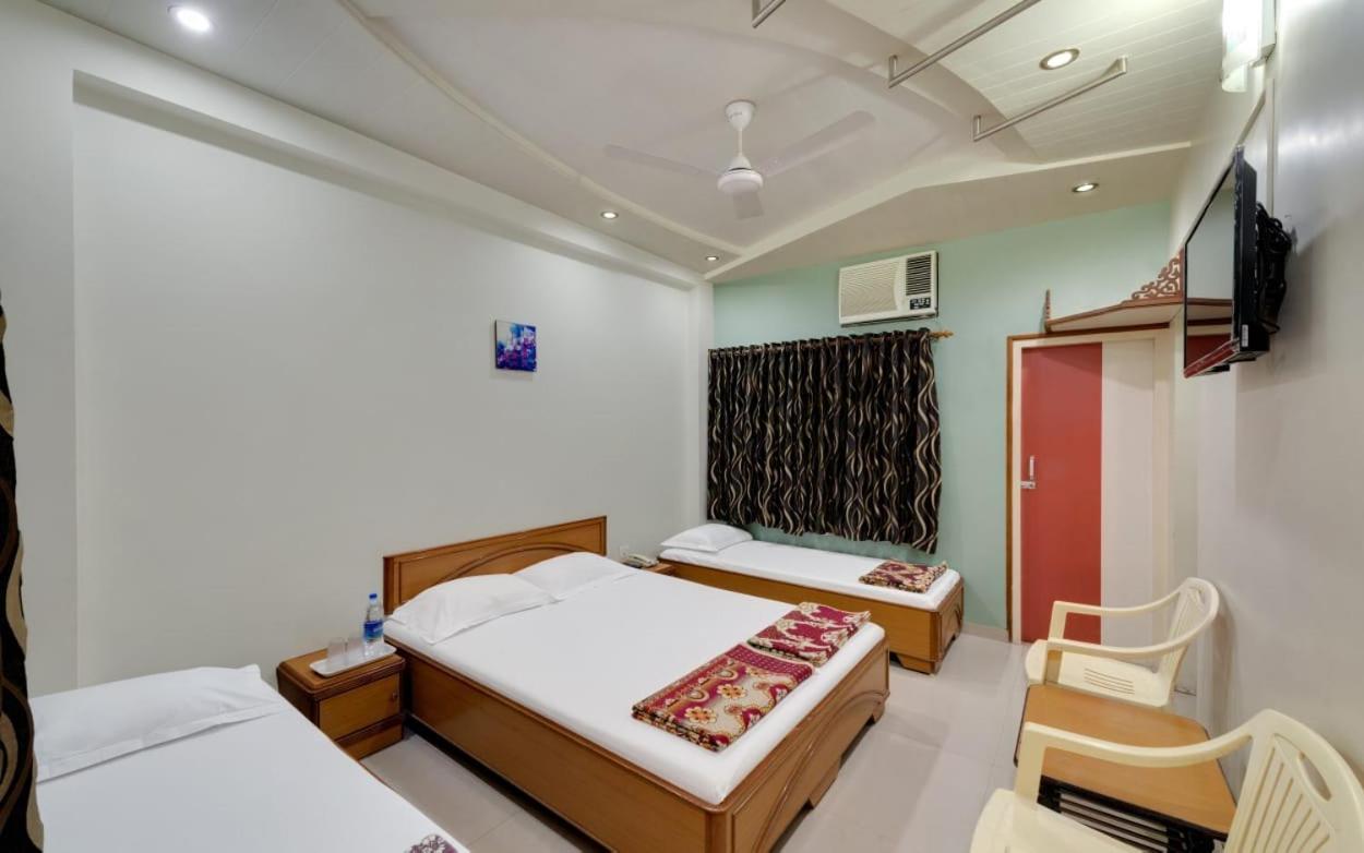 Hotel Ankit Virpur Exterior foto